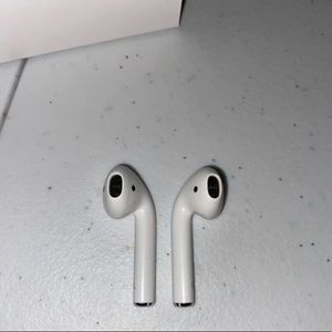 Apple AirPods brand new